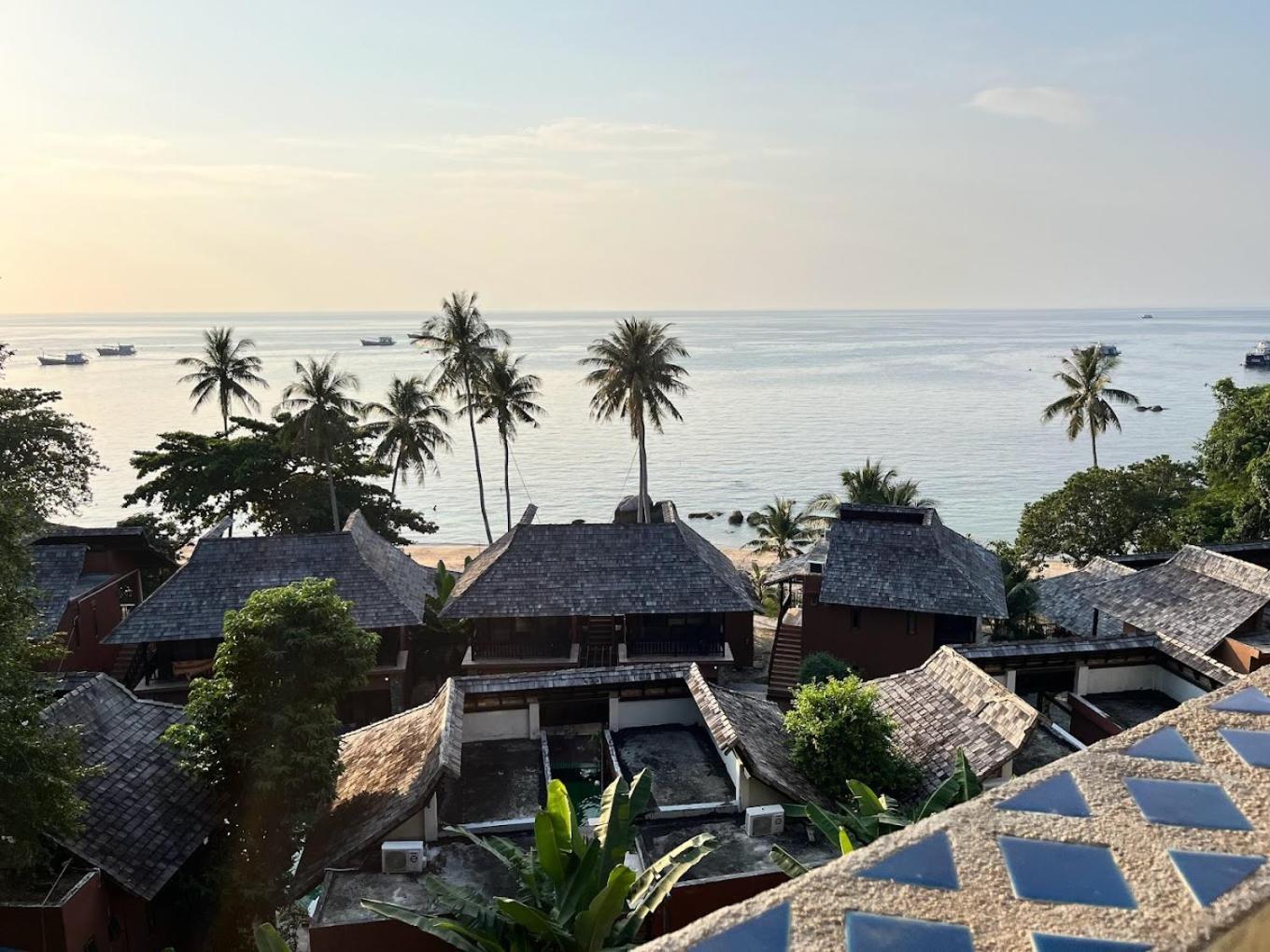 Blue Chitta Yoga & Freediving Hostel Koh Tao Exterior photo